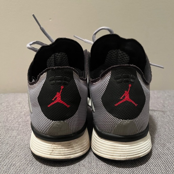 Jordan 89 Racer shoes in particle grey, men’s 9.5 - Picture 2 of 3